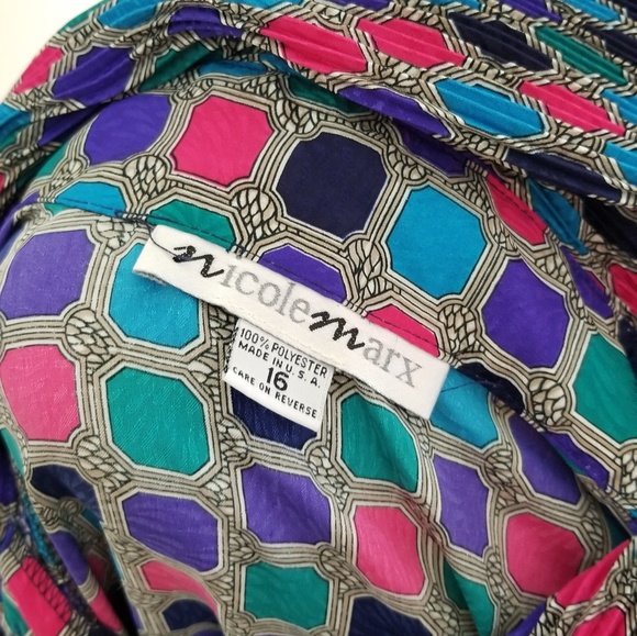 VTG Abstract Cowlneck Blouse - Picture 7 of 7